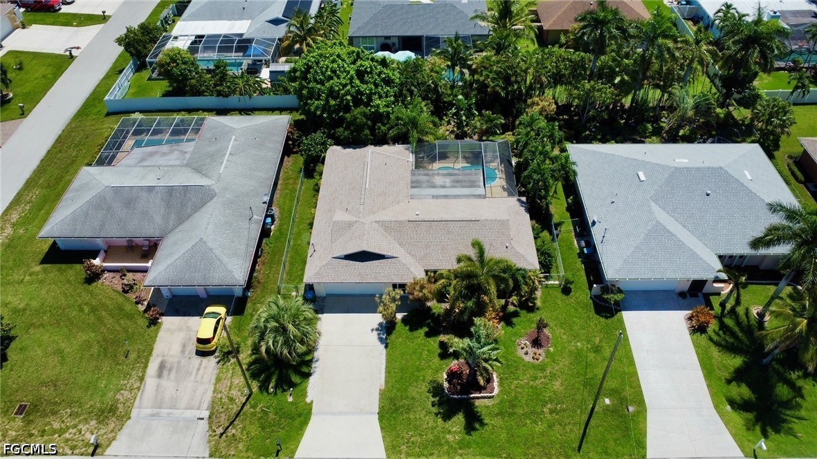 3 Bed Pool Home for Sale in Cape Coral, photo 27