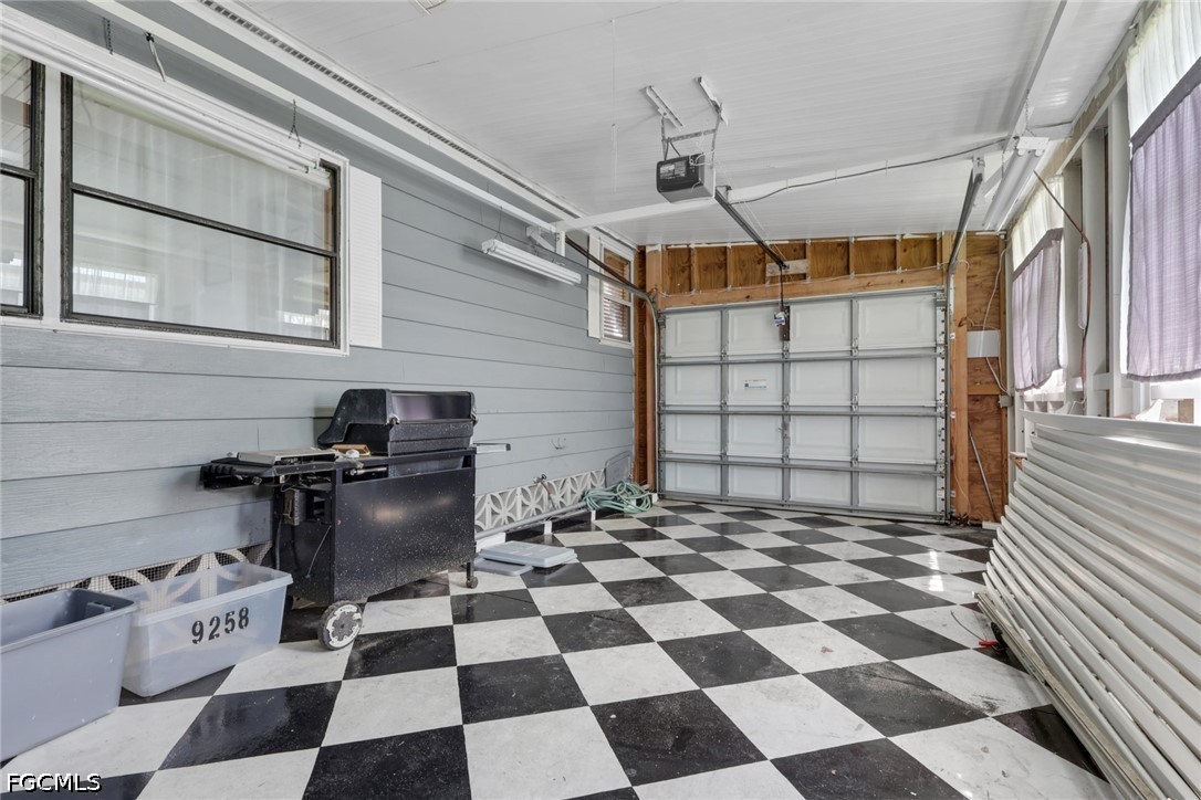 2 Bed ManufacturedHome for Sale in Tamiami Village, photo 27