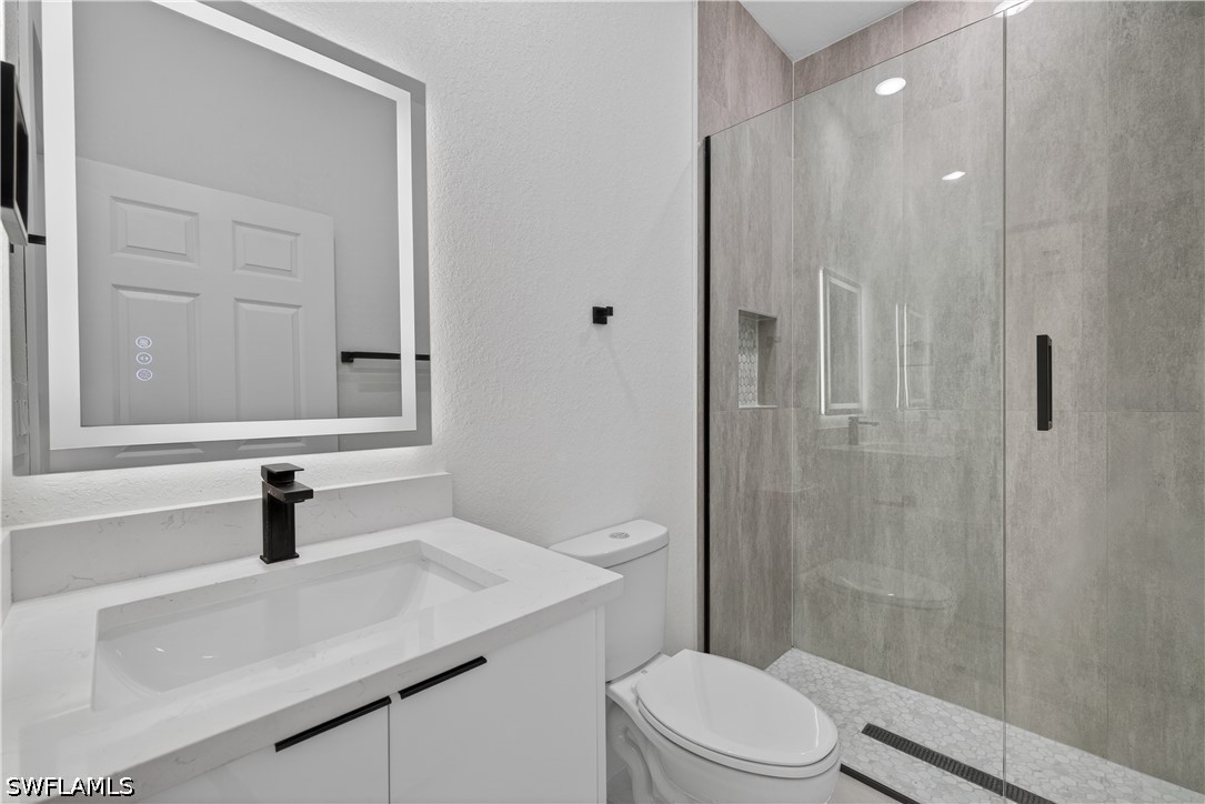 4 Bed SingleFamilyResidence for Sale in Lehigh Acres, photo 27