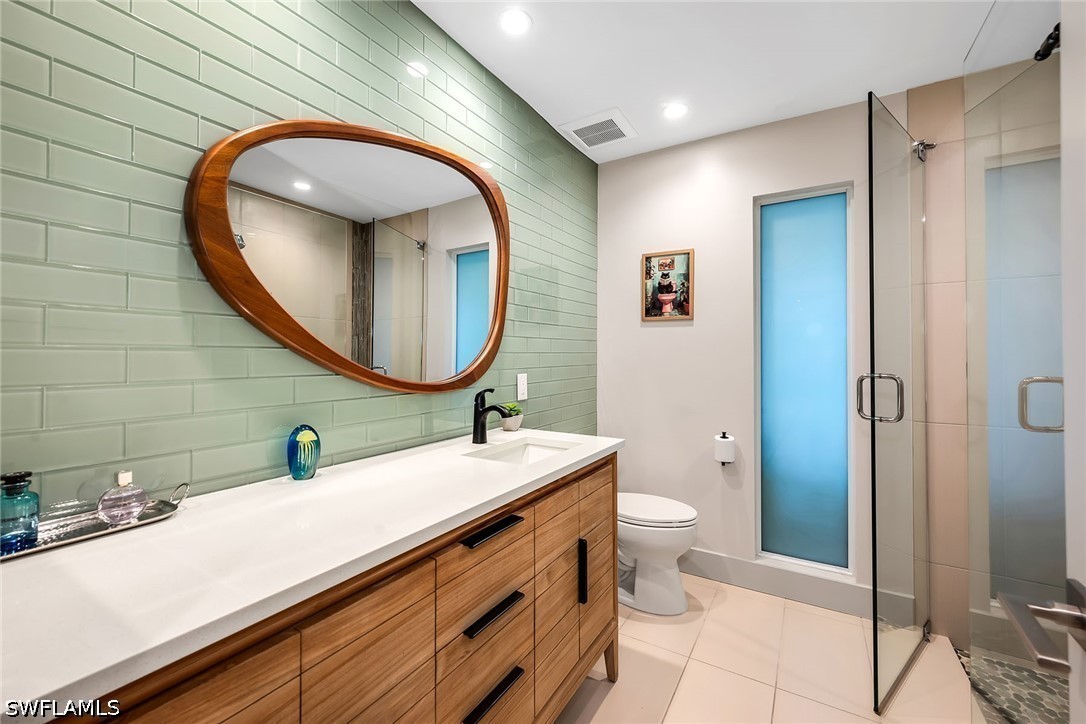 4 Bed Pool Home for Sale in Seagate, photo 27