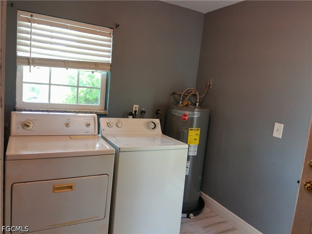 2 Bed Waterfront Home for Sale in Tropic Isles, photo 27