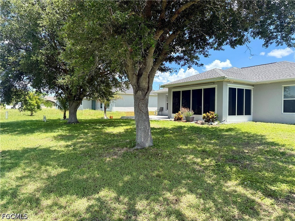 3 Bed SingleFamilyResidence for Sale in Cape Coral, photo 27