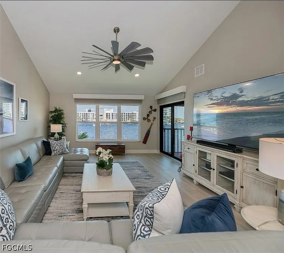 2 Bed Waterfront Home for Sale in Cape Coral, photo 27