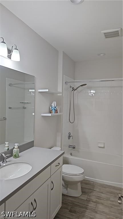 3 Bed Attached for Sale in Naples, photo 27