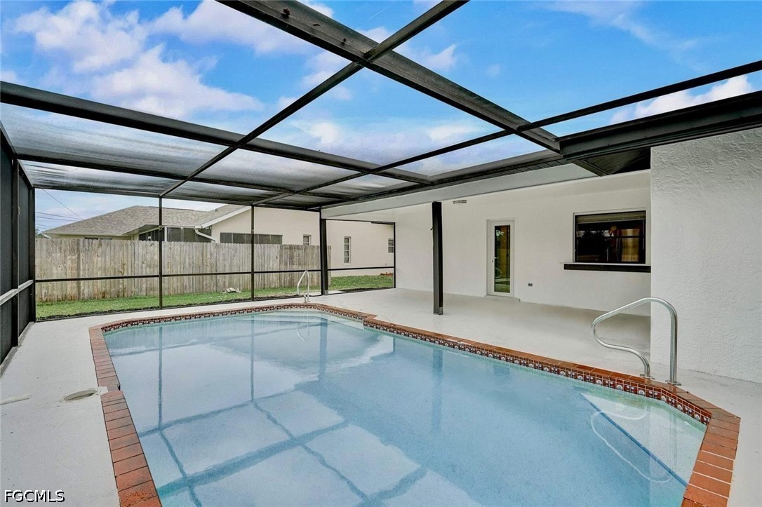 3 Bed Pool Home for Sale in Cape Coral, photo 27