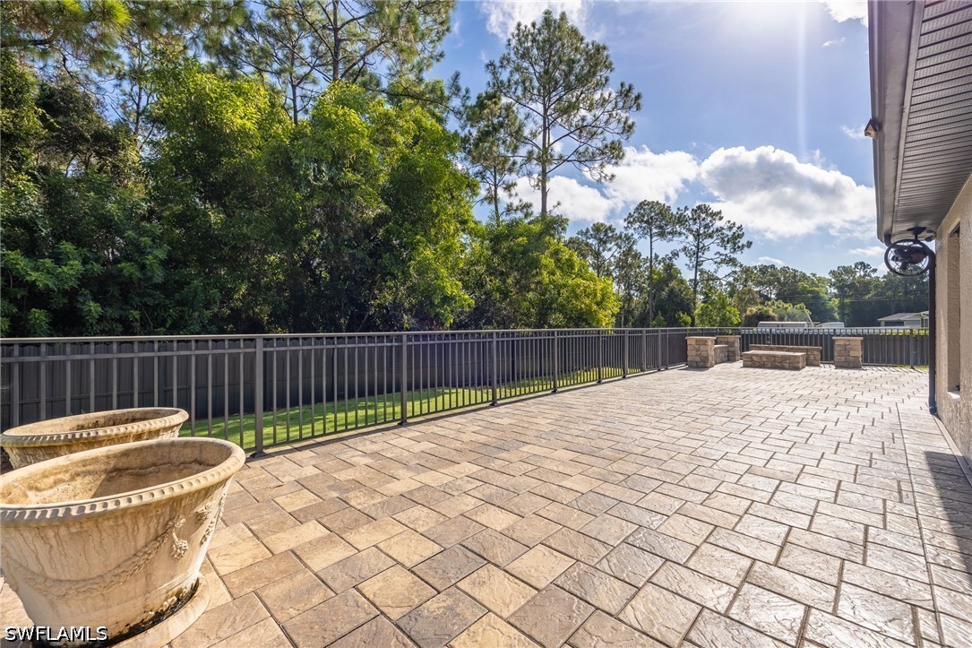 3 Bed SingleFamilyResidence for Sale in Mirror Lakes, photo 27