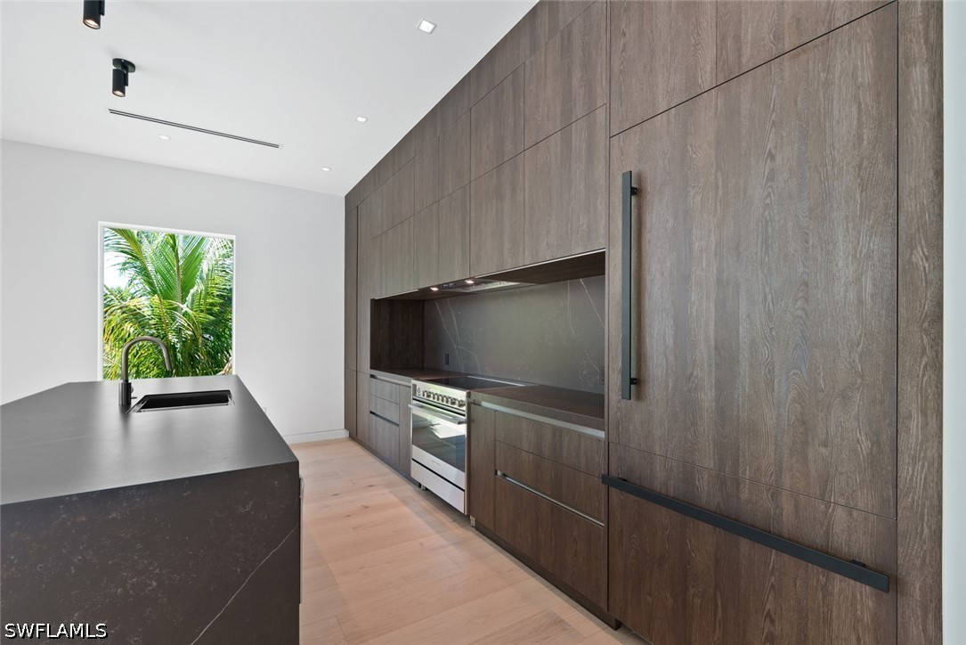 5 Bed Pool Home for Sale in Marco Beach, photo 27