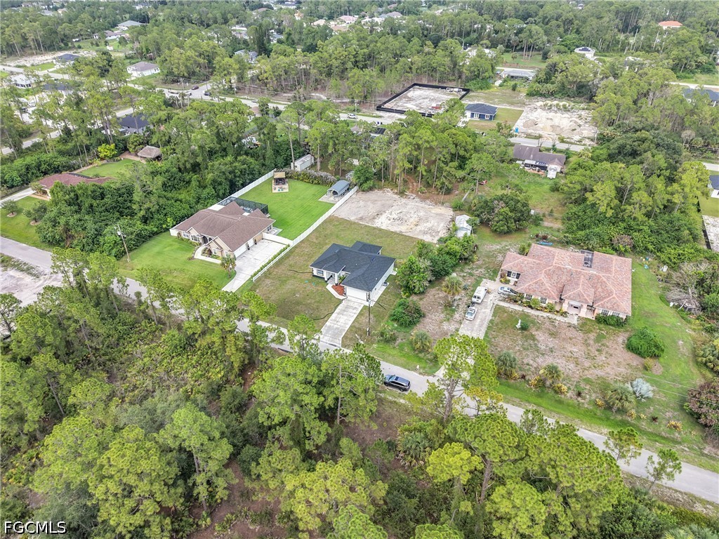3 Bed SingleFamilyResidence for Sale in Lehigh Acres, photo 27
