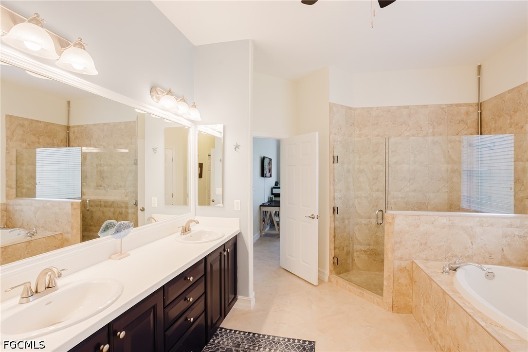 3 Bed Pool Home for Sale in Stoneybrook, photo 27