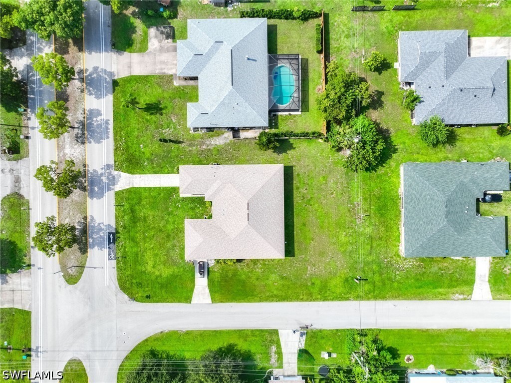 6 Bed Duplex for Sale in Cape Coral, photo 27