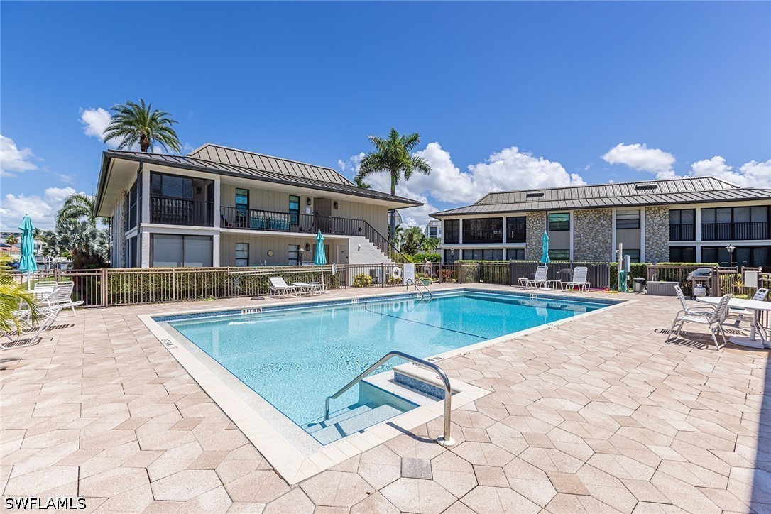 2 Bed Waterfront Home for Sale in Palm Isle, photo 27