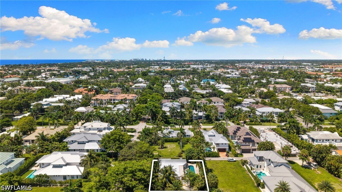 3 Bed Pool Home for Sale in Olde Naples, photo 27