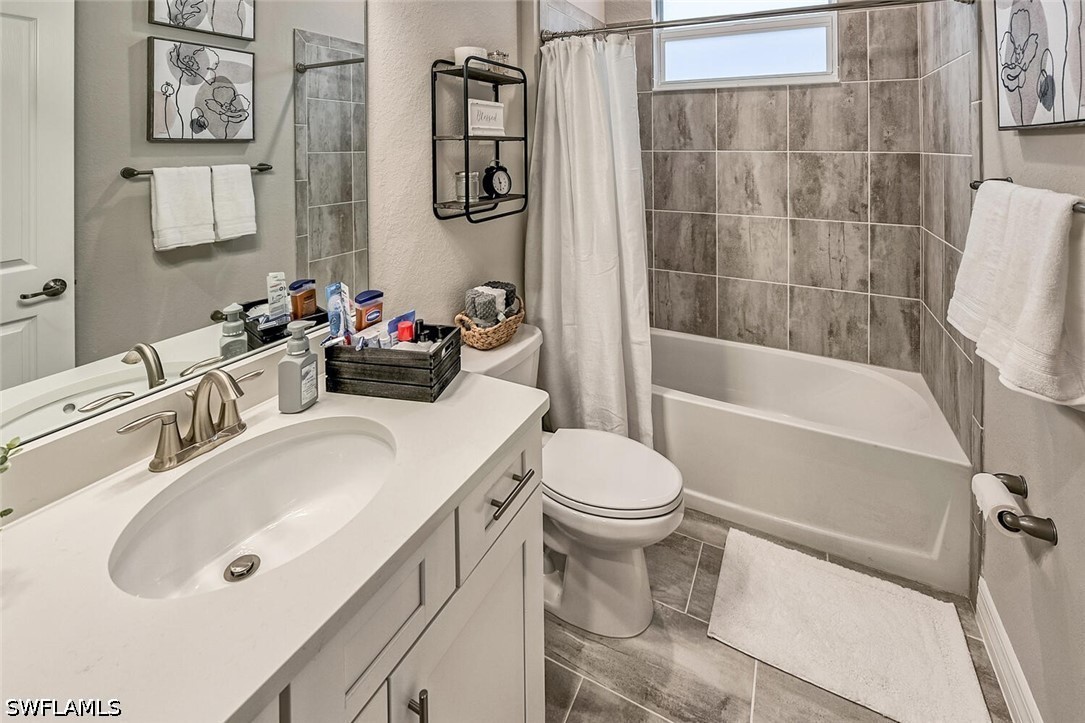 4 Bed Pool Home for Sale in Vista Wildblue, photo 27