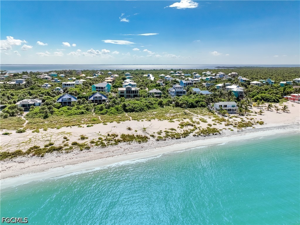 Residential for Sale in Upper Captiva, photo 27