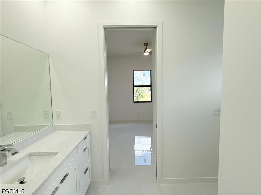 4 Bed SingleFamilyResidence for Sale in Cape Coral, photo 27