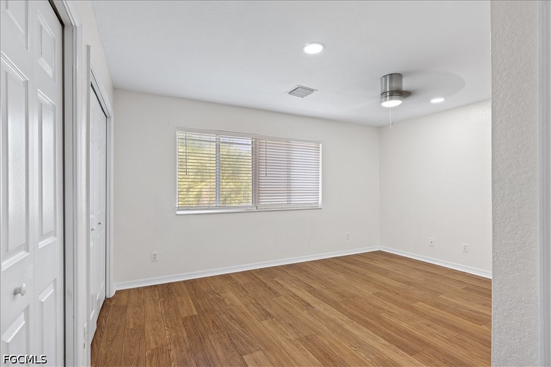 6 Bed SingleFamilyResidence for Sale in Stoneybrook, photo 27