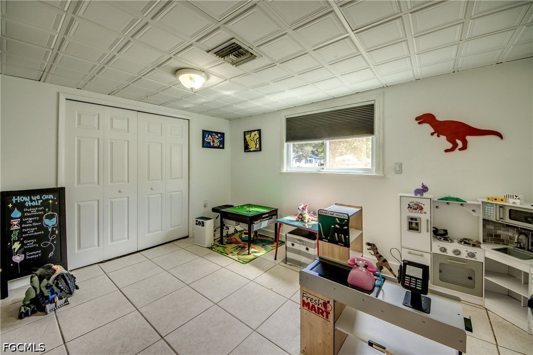 3 Bed SingleFamilyResidence for Sale in Naples, photo 27