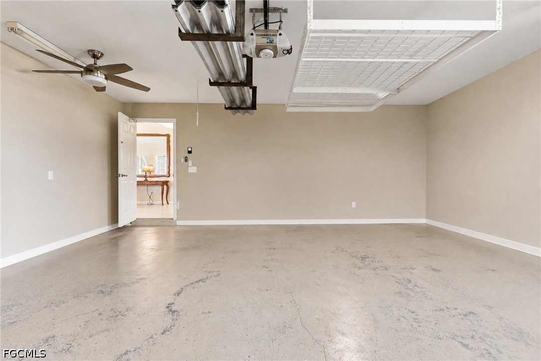 3 Bed SingleFamilyResidence for Sale in Cape Coral, photo 27