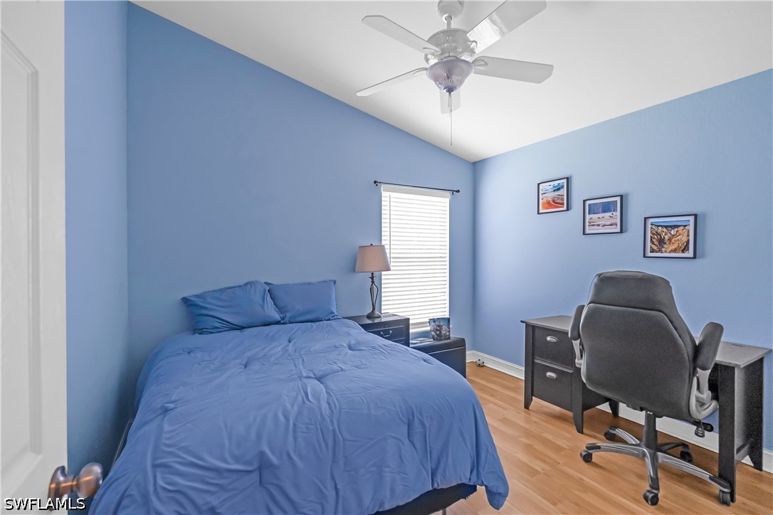 3 Bed SingleFamilyResidence for Sale in Naples, photo 27