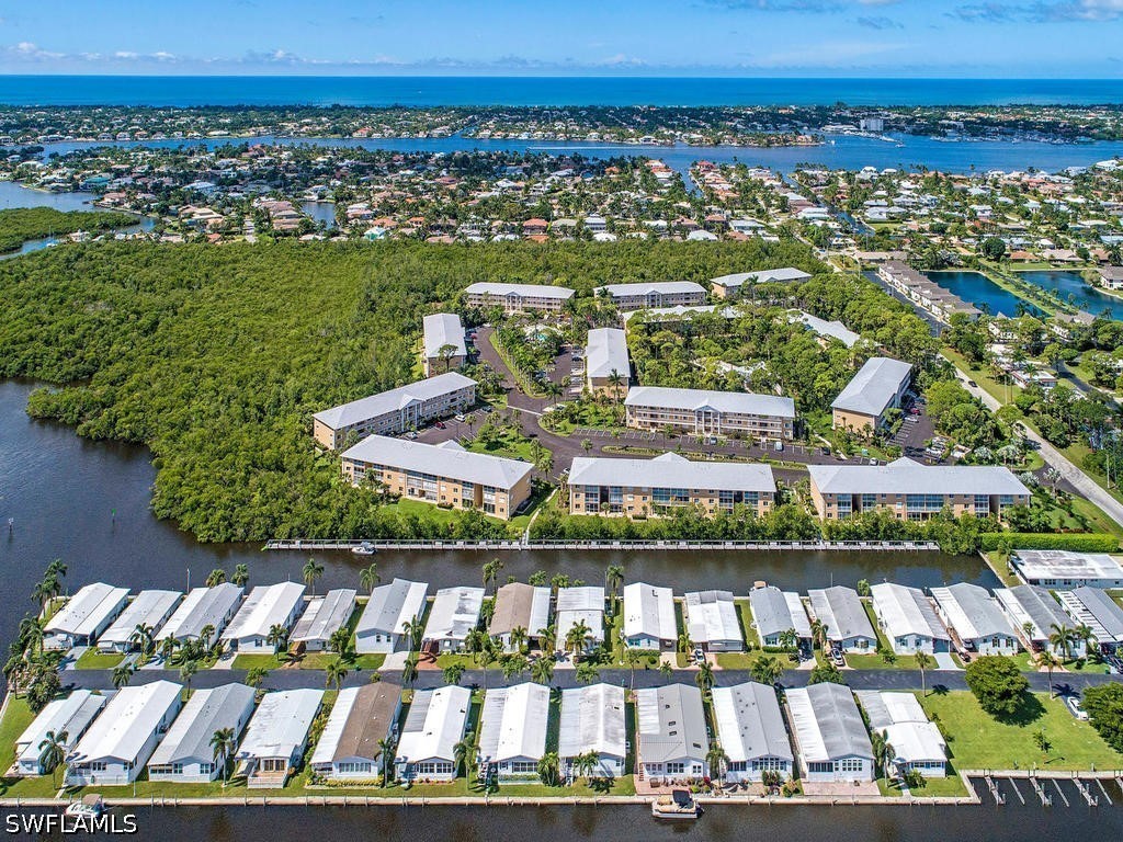 2 Bed Waterfront Home for Sale in Naples, photo 27