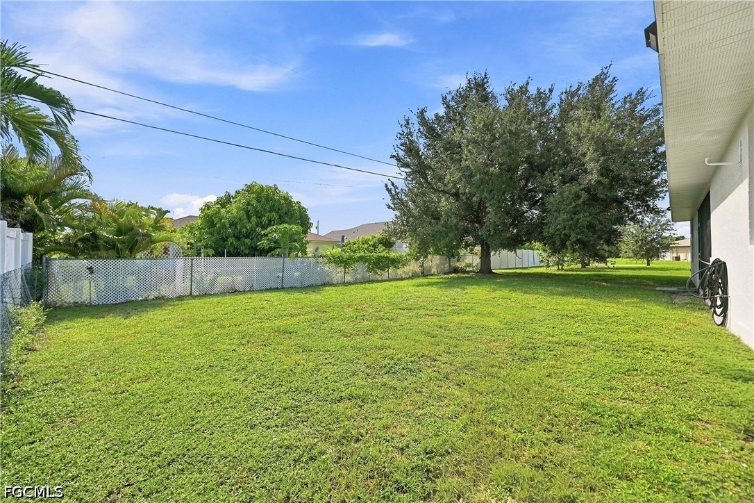 4 Bed SingleFamilyResidence for Sale in Cape Coral, photo 27