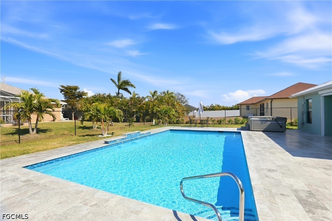 3 Bed Pool Home for Sale in Cape Coral, photo 27