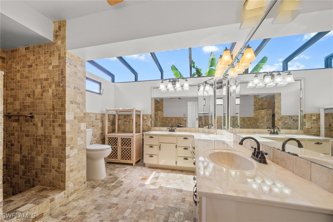 3 Bed Pool Home for Sale in Spanish Wells, photo 28