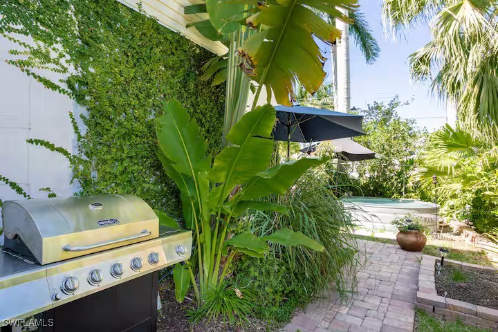 2 Bed SingleFamilyResidence for Sale in Naples, photo 28