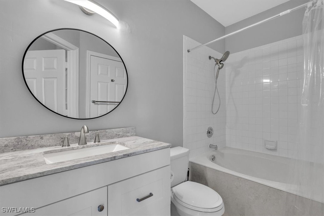 2 Bed Condominium for Sale in Twelve Oaks, photo 28