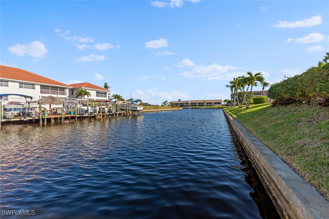 2 Bed Waterfront Home for Sale in Cape Coral, photo 28