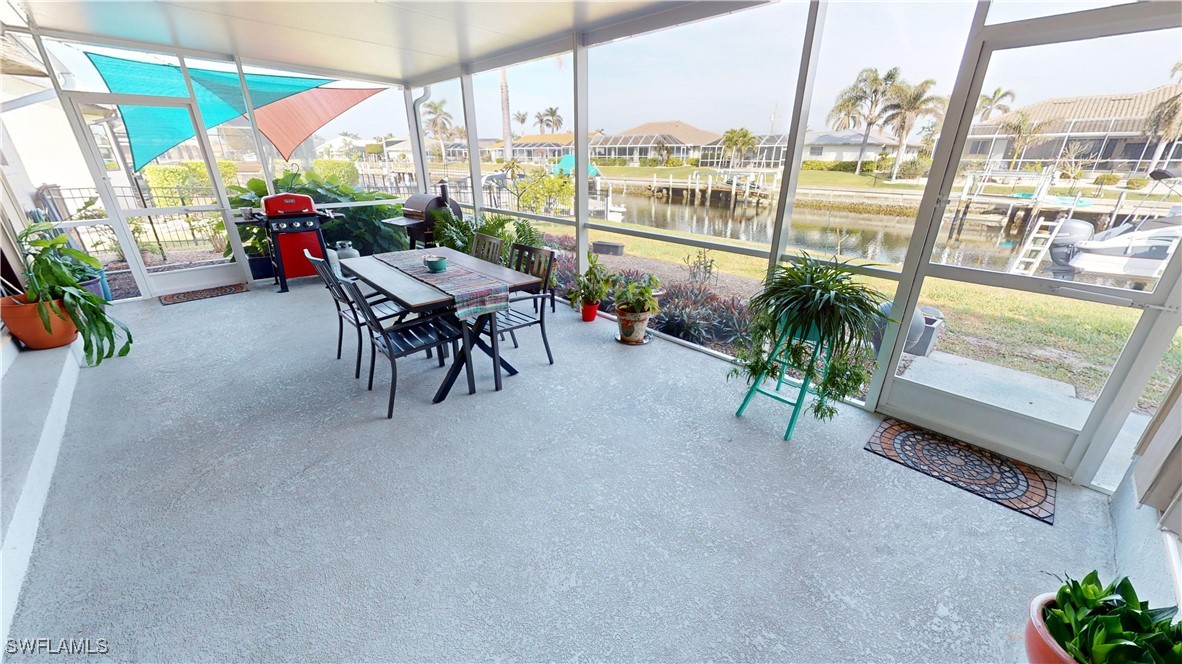2 Bed Waterfront Home for Sale in Punta Gorda, photo 28