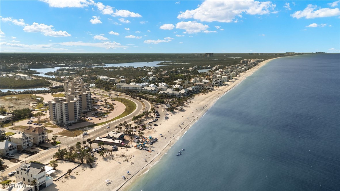 1 Bed Waterfront Home for Sale in Beach And Tennis Club, photo 28
