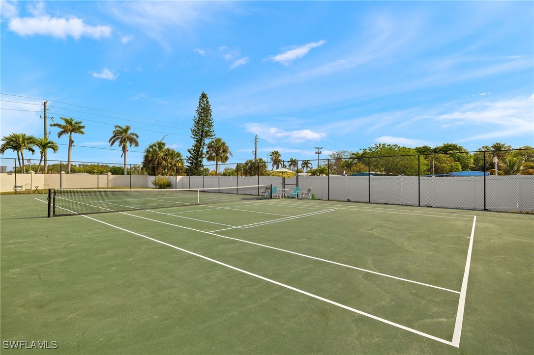 2 Bed Waterfront Home for Sale in Naples, photo 28