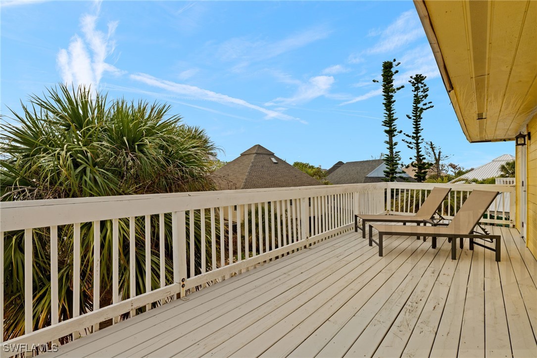 2 Bed Waterfront Home for Sale in Captiva, FL, $899,000 — photo 28