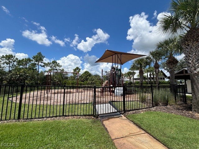 2 Bed Attached for Sale in Punta Gorda, FL — photo 28