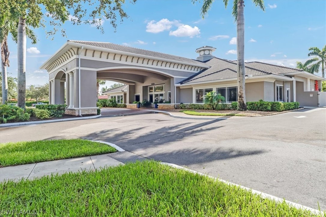 3 Bed Townhouse for Sale in Naples, FL, $320,000 — photo 28