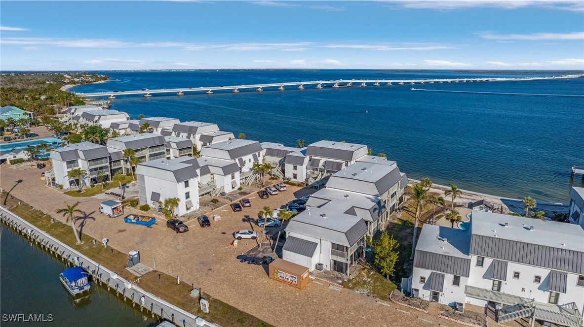 1 Bed Waterfront Home for Sale in Sanibel, photo 28