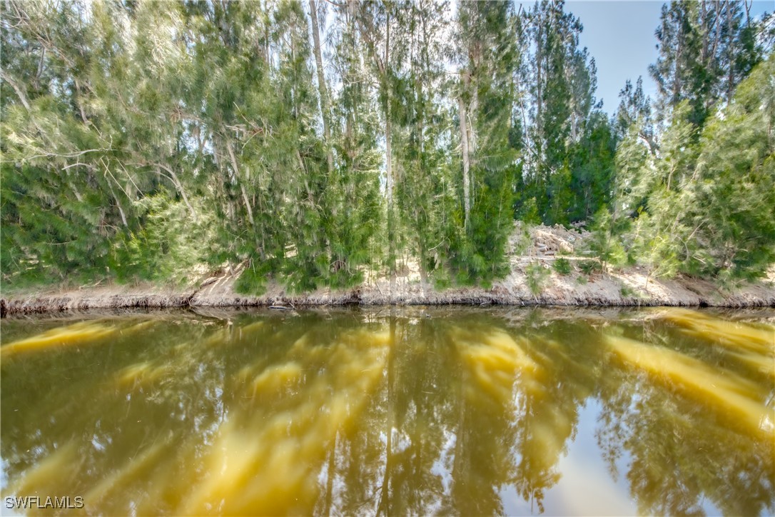 2 Bed Waterfront Home for Sale in Pine Island Cove, photo 28