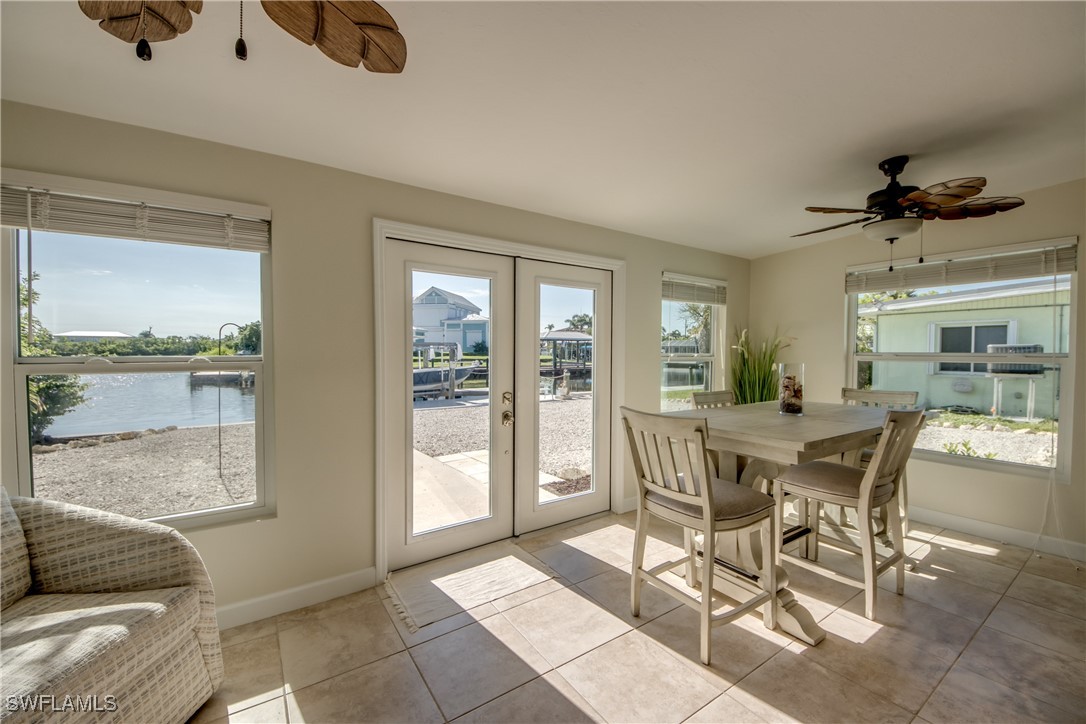 2 Bed Waterfront Home for Sale in Bokeelia, photo 28