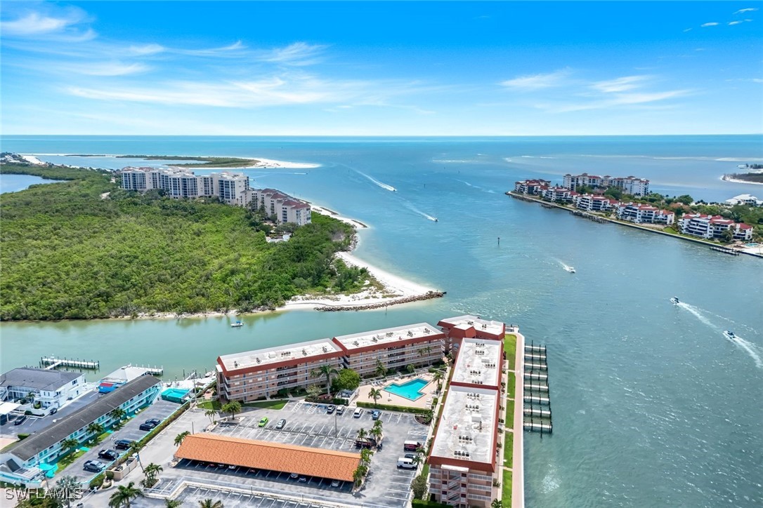 2 Bed Waterfront Home for Sale in Marco Island, photo 28