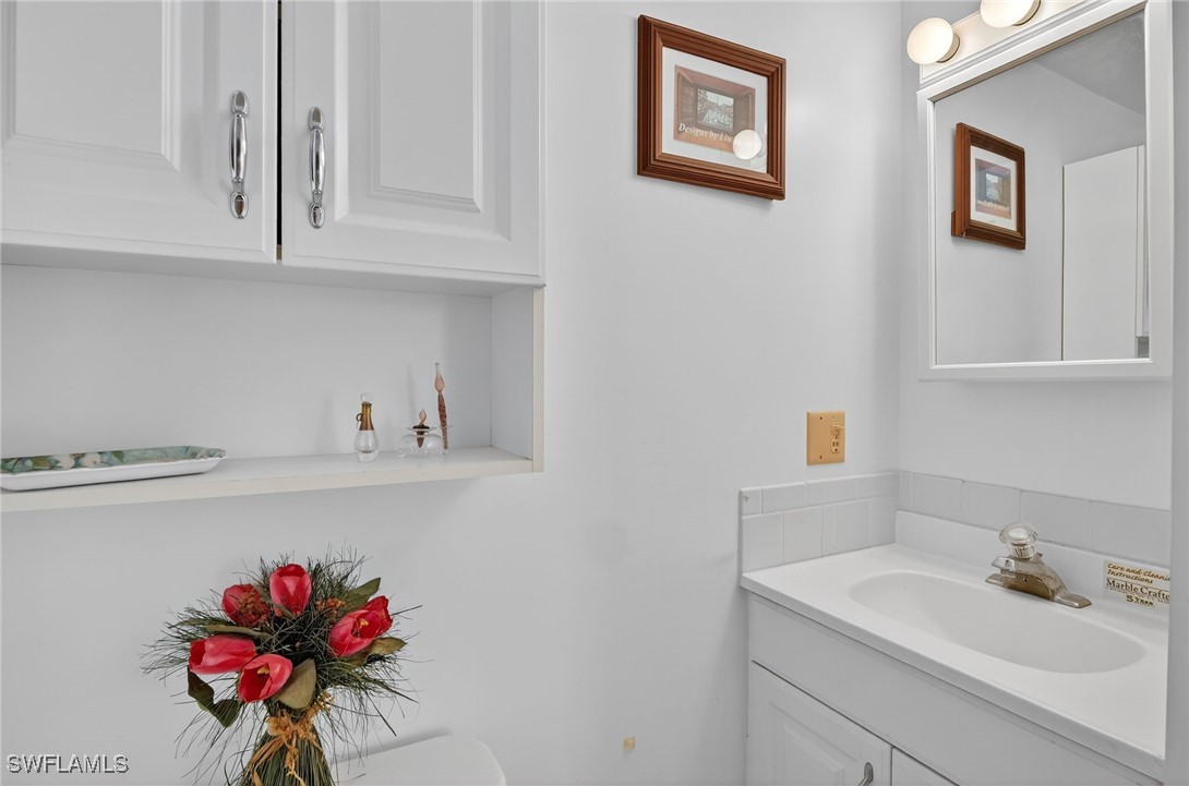 2 Bed ManufacturedHome for Sale in Riverwood, FL, $119,000 — photo 28