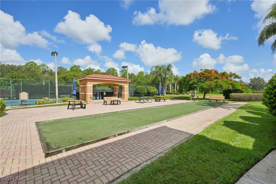 1 Bed Condominium for Sale in Napoli, FL — photo 28