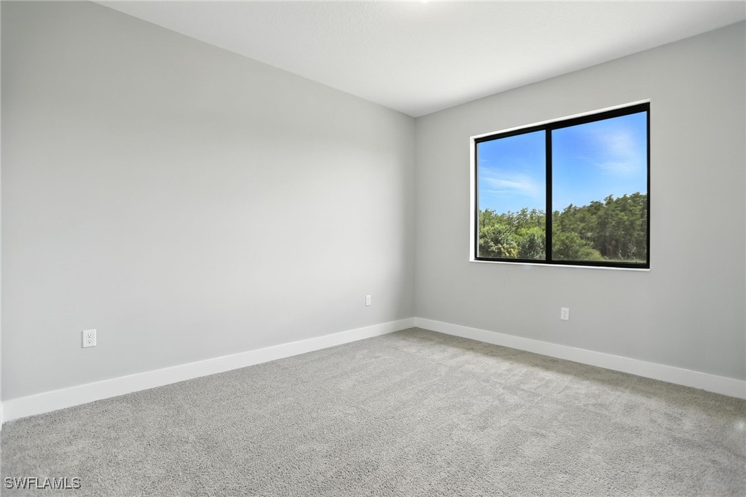 3 Bed SingleFamilyResidence for Sale in Silverwood, FL — photo 28