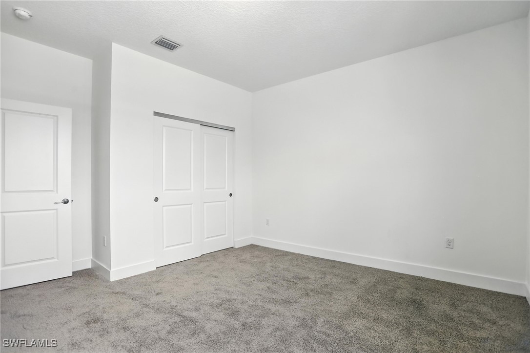 3 Bed SingleFamilyResidence for Sale in Silverwood, FL — photo 28
