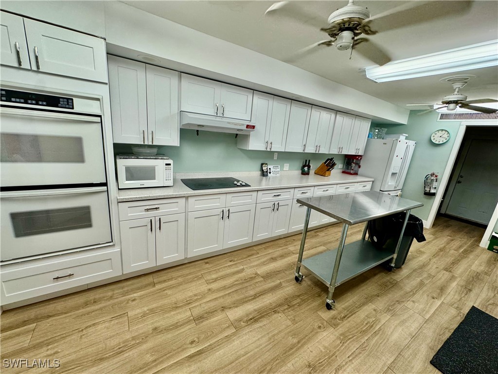 2 Bed Waterfront Home for Sale in Fort Myers, photo 28