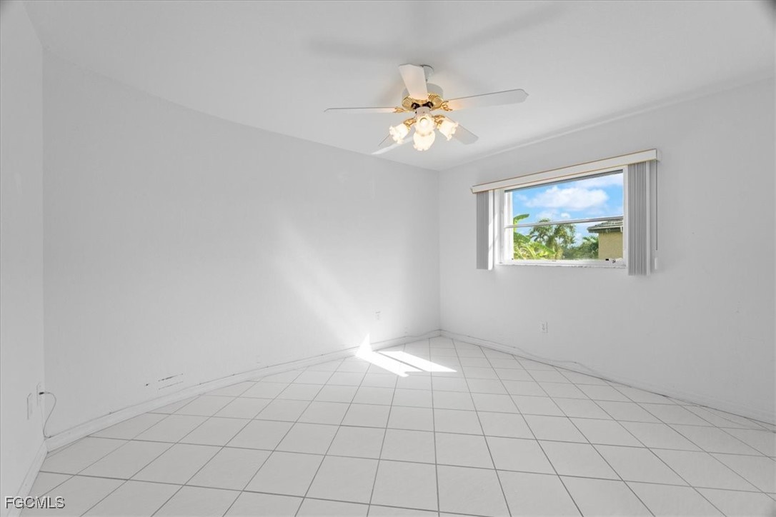 3 Bed Pool Home for Sale in Cape Coral, photo 28