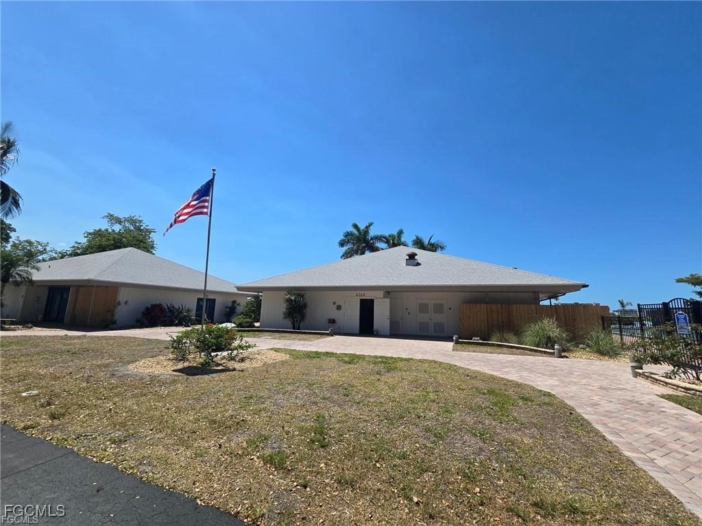 2 Bed Waterfront Home for Sale in The Palms Of Bay Beach, FL — photo 28