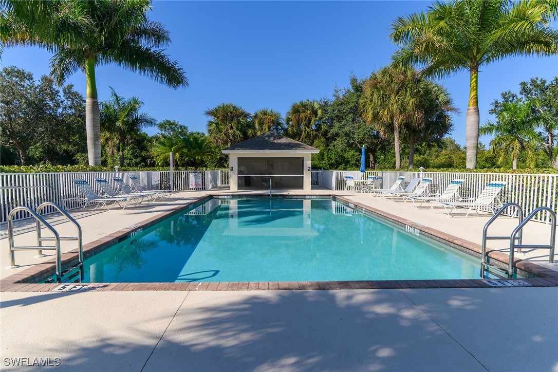 3 Bed Condominium for Sale in Sunset Cay Lakes, FL, $286,900 — photo 28