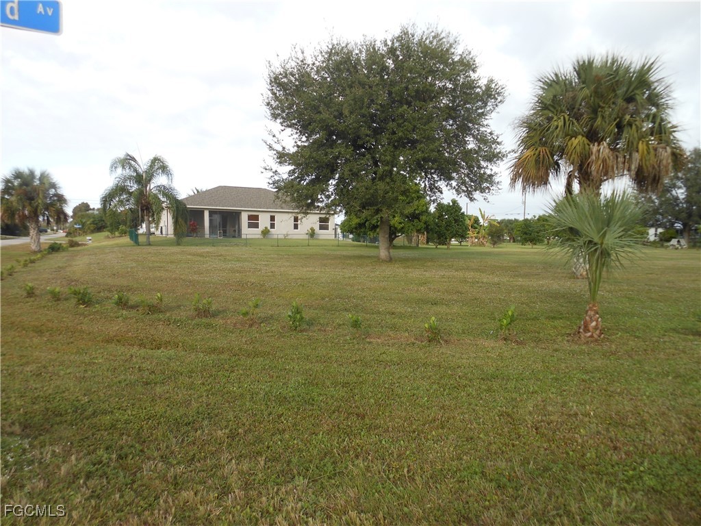 3 Bed SingleFamilyResidence for Sale in Lehigh Acres, FL — photo 28