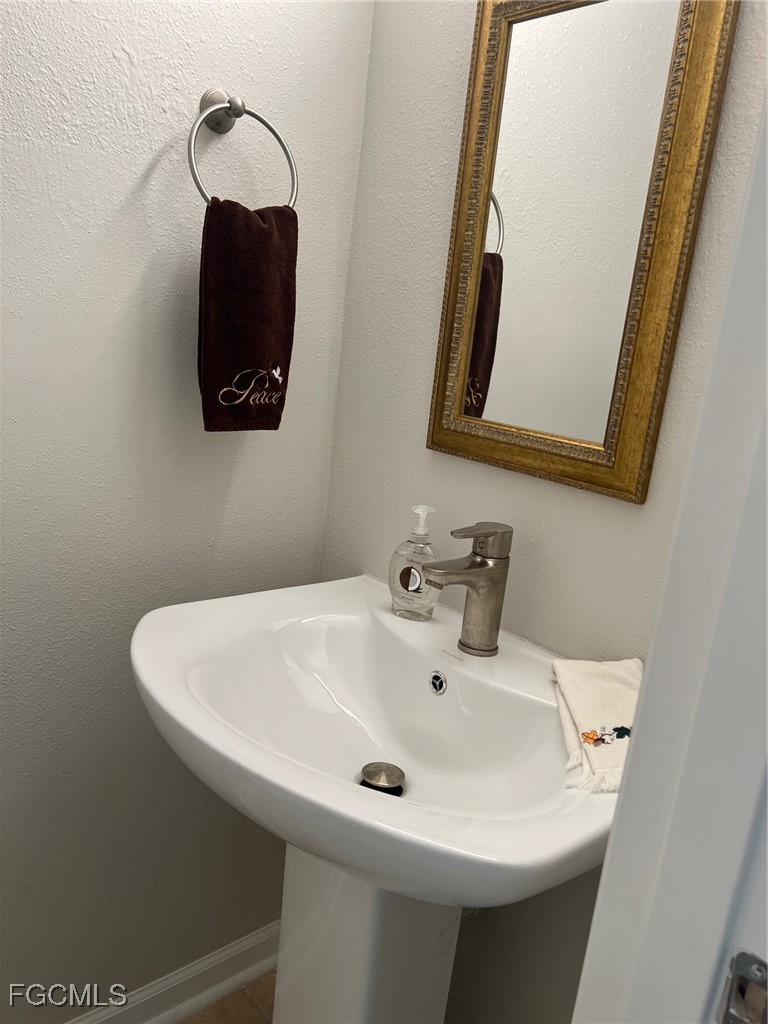 2 Bed Waterfront Home for Sale in Boardwalk Condo, photo 28